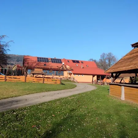 Gosciniec Ethoria Фермерский дом Lomnica (Walbrzych)